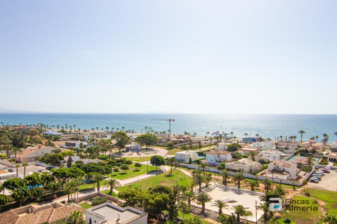 Atico Las Gaviotas R&R Apartment Roquetas de Mar Ngoại thất bức ảnh